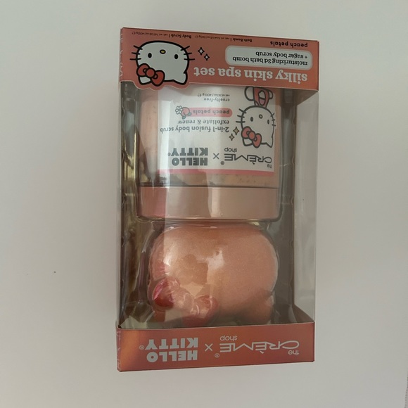 The Crème Hello Kitty Bath Bomb and Sugar Scrub Gift Set - Picture 2 of 6